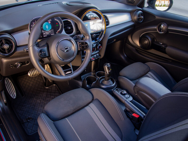 Sprzedany - MINI Cooper S Linia John Cooper Works