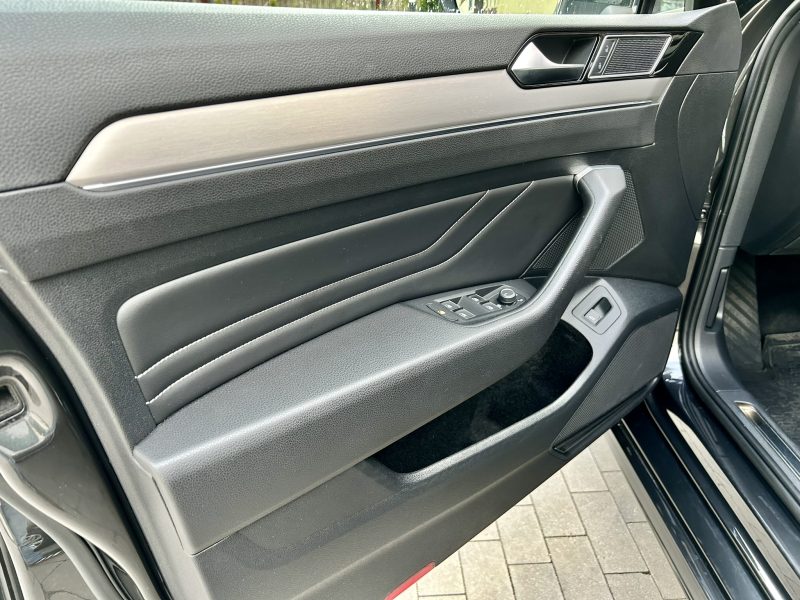 Volkswagen Passat 2.0 TDI 4Mot R-Line DSG