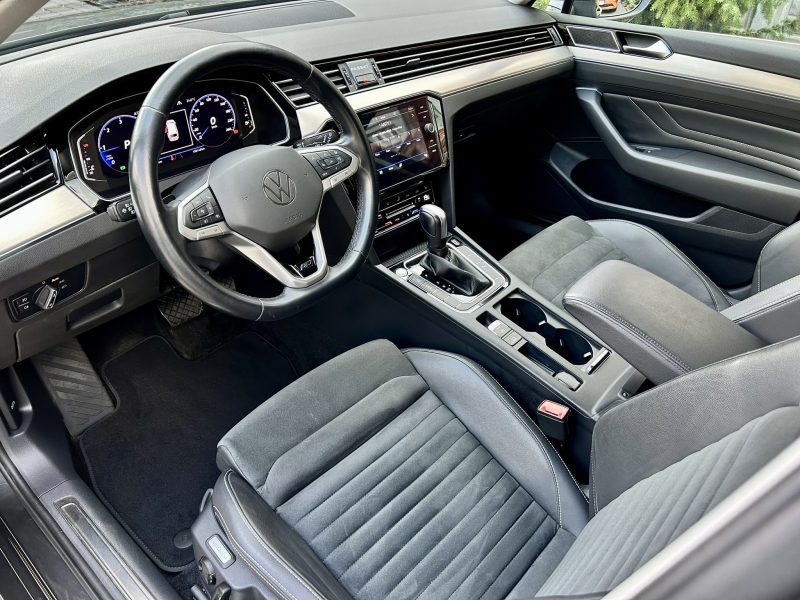 Volkswagen Passat 2.0 TDI 4Mot R-Line DSG