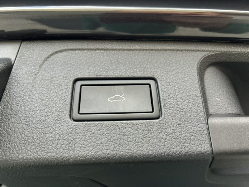 Volkswagen Passat 2.0 TDI 4Mot R-Line DSG